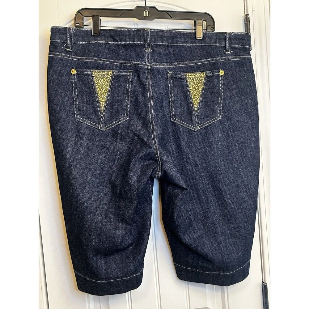 Wah Jeans Women’s 20W Dark Wash Denim Bermuda Shorts Gold Rhinestone Pockets XL